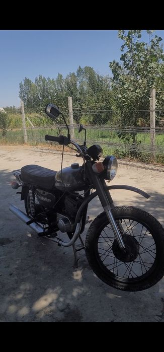 Mensk motosekil zuridan