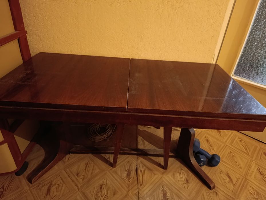 Холна маса разтегателна