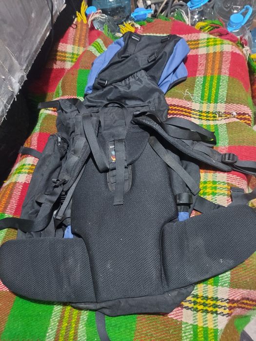 Продавам турестическа раница