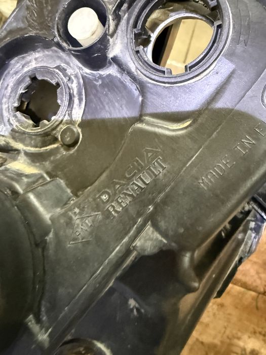 Фара ларгус правая оригинал рено