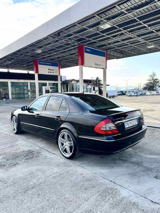 Mercedes-Benz E 320 CDI V6 Facelift ///EVO Avantgard, 7G TRONIC 224кс