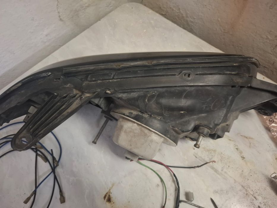 Продам фары субару ВН