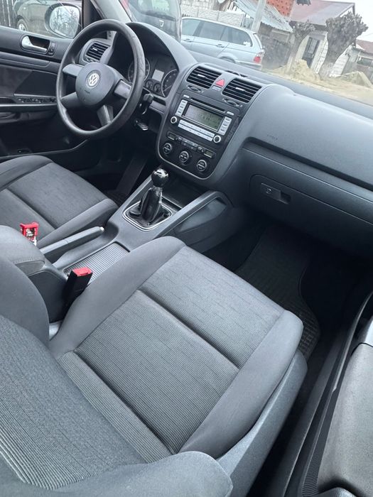 Vand Volkswagen Golf V 1.4mpi 2007