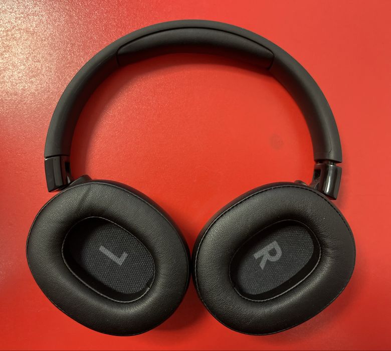 Casti JBL WiFi ca noi Amanet Cinema Patria