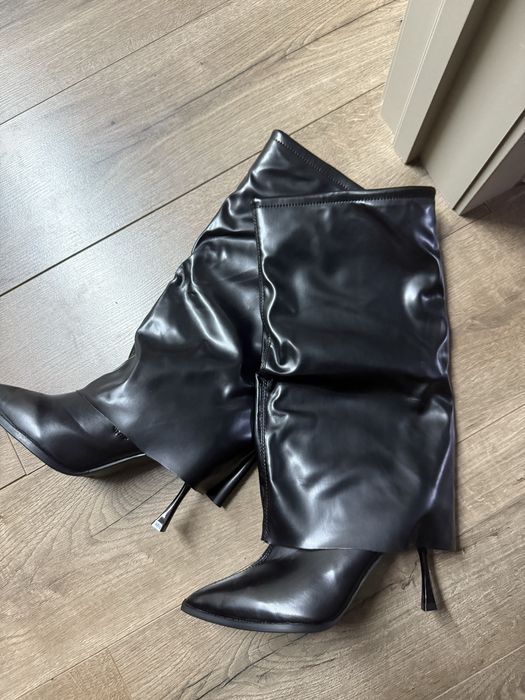 Ботинки на каблуке Семей