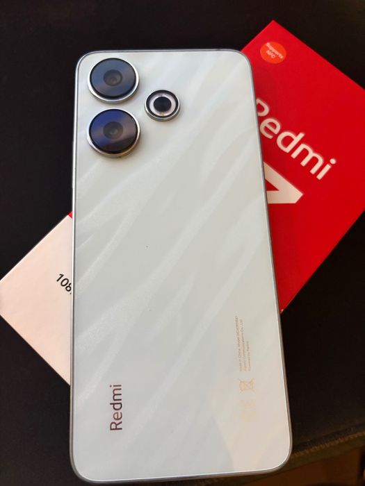 Xiaomi Redmi 13 256GB - отлично състояние