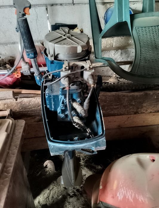Vand motor tohatsu 8 cp 2 timpi cizma scurta