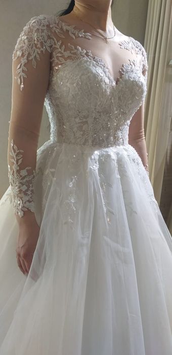 Свадебное платье