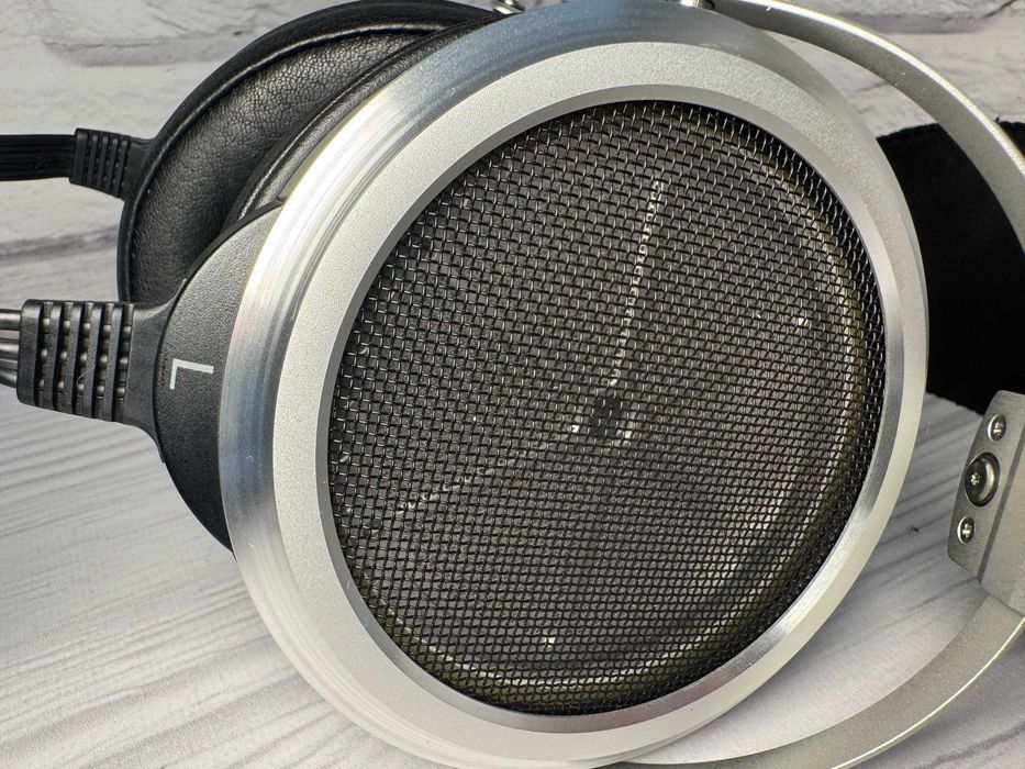 Електростатични слушалки Stax SR-009 (SR009)