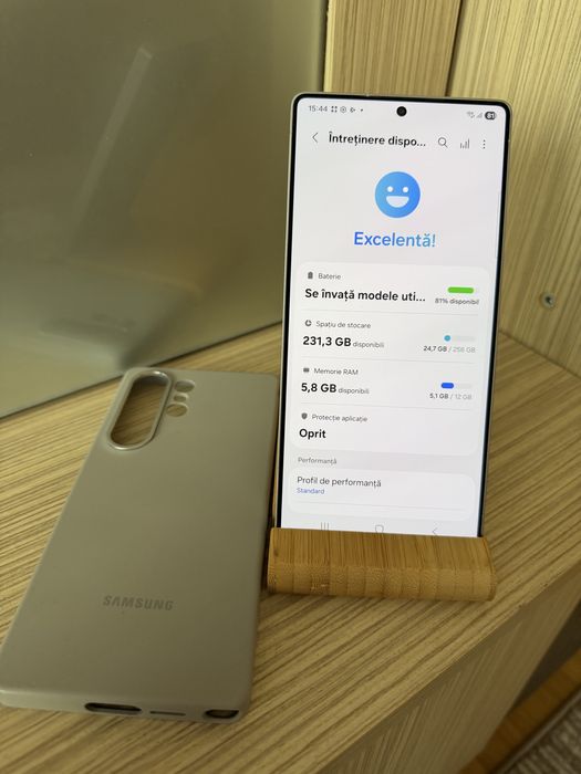 Samsung galaxy S25 ultra. Impecabil.