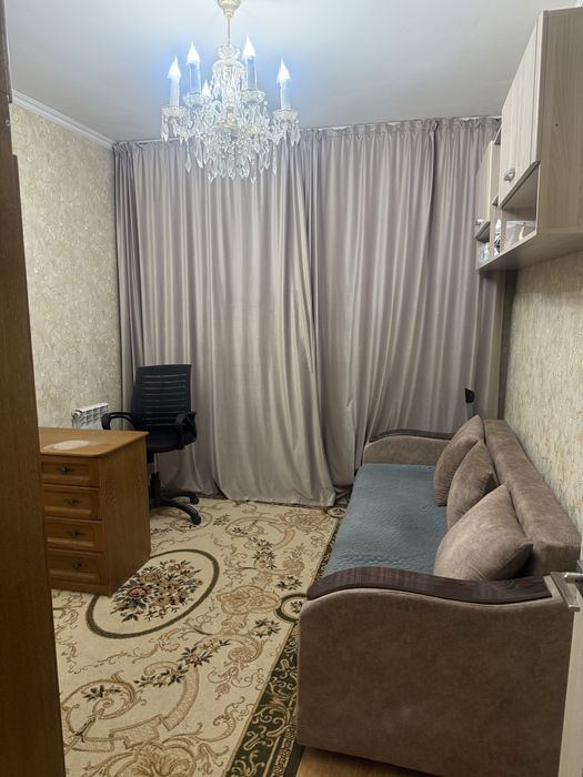 Продам квартиру 3 комнатную