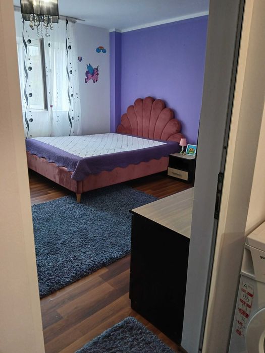 Vând apartament în bloc linistit