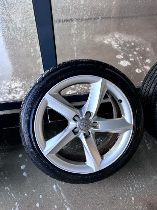 Оригинални джанти с гуми Audi