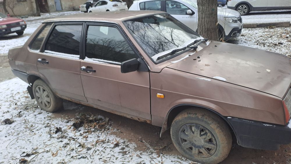 Продам ваз 21099.