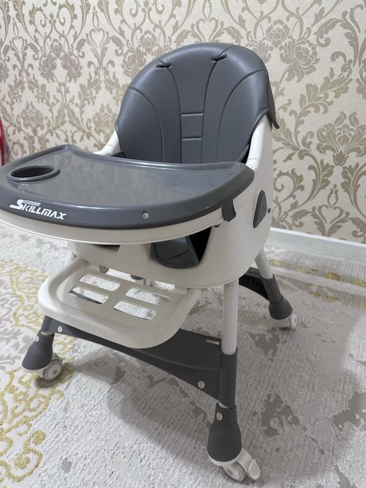 Стульчик для кормления детей