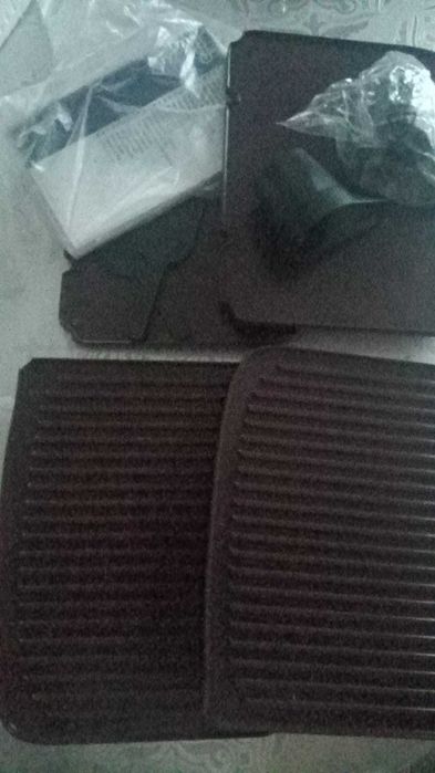 Гриль DeLonghi CGH912C