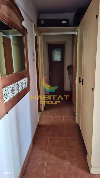 Apartament 4 camere decomandat Resita -  Scoala 129