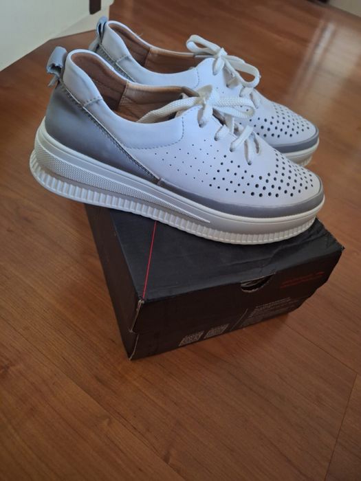 Женская Кожаная обувь