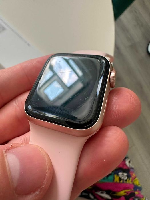Apple Watch Series 6 GPS 40mm Gold – Cutie + Accesorii