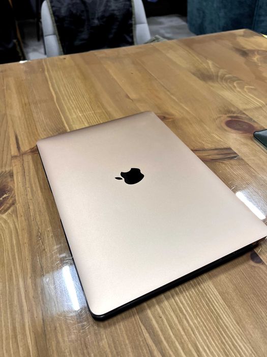 Macbook Air M1 Rose Gold