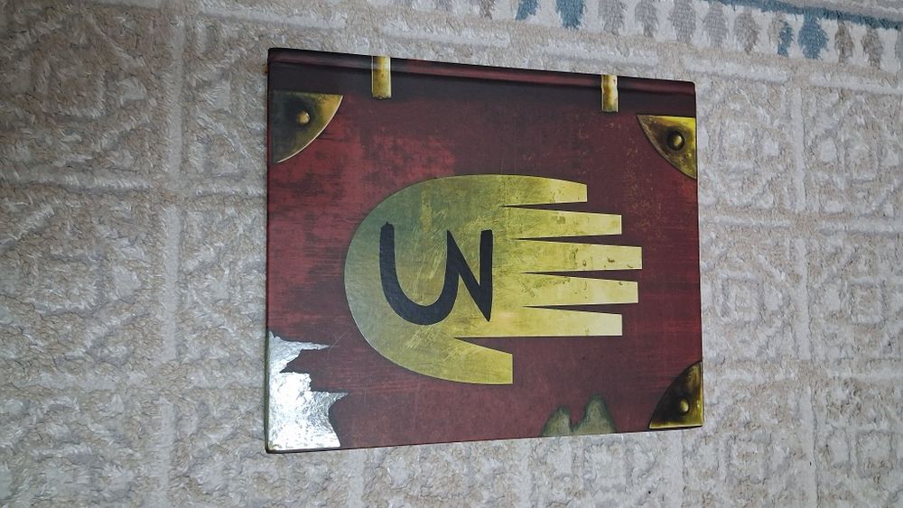 Продам гравити фолз 3 книжку