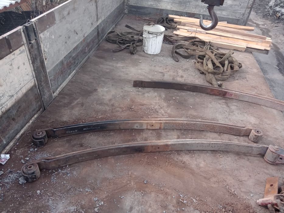 Рессоры Ивеко б/у.