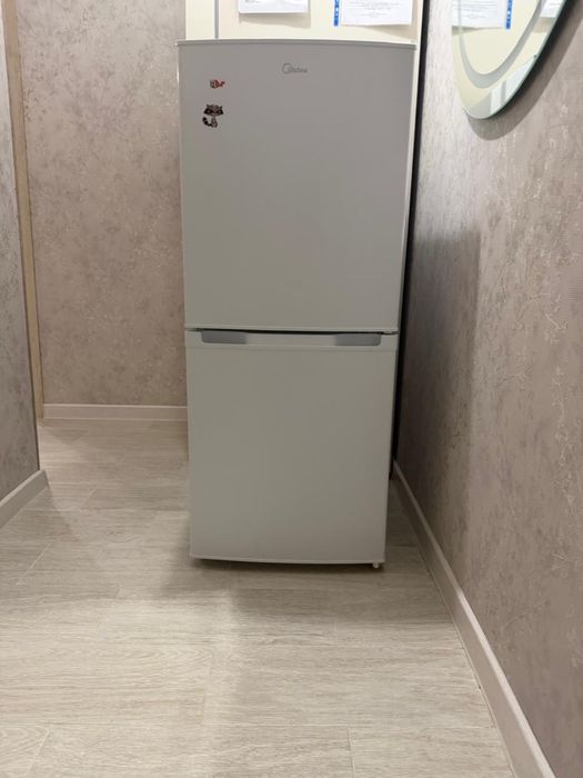 Продам холодильник