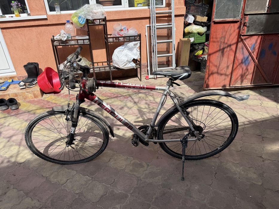 Bicicleta hercules 28  adulti