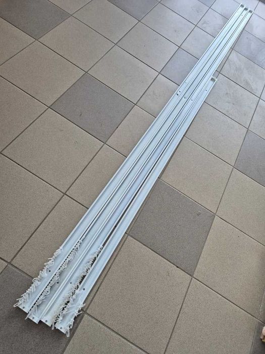 КОРНИЗ за пердета метален за таван 250см.15лв 150см.10лв ДВОЙНА РЕЛСА