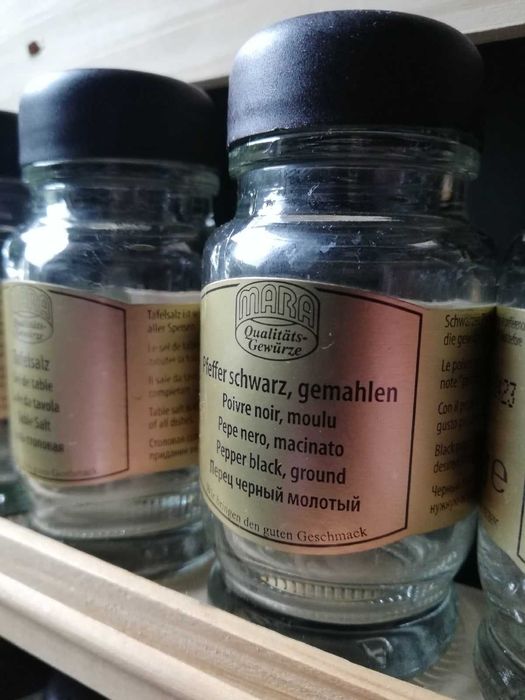 Двухъярусная полка для специй