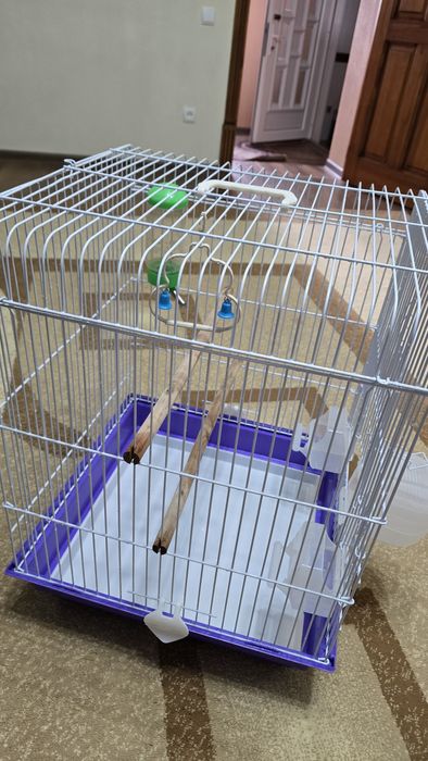 Продам клетку для попугаев
