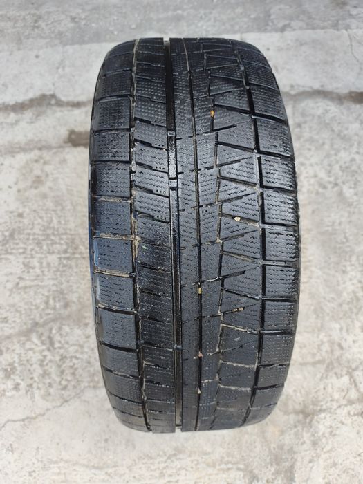 Продам шины с дисками на Mercedes - benz 221