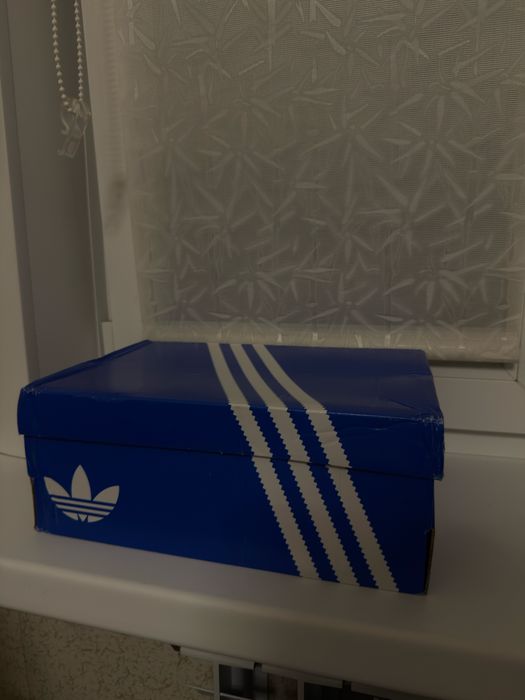 Adidas кроссовки