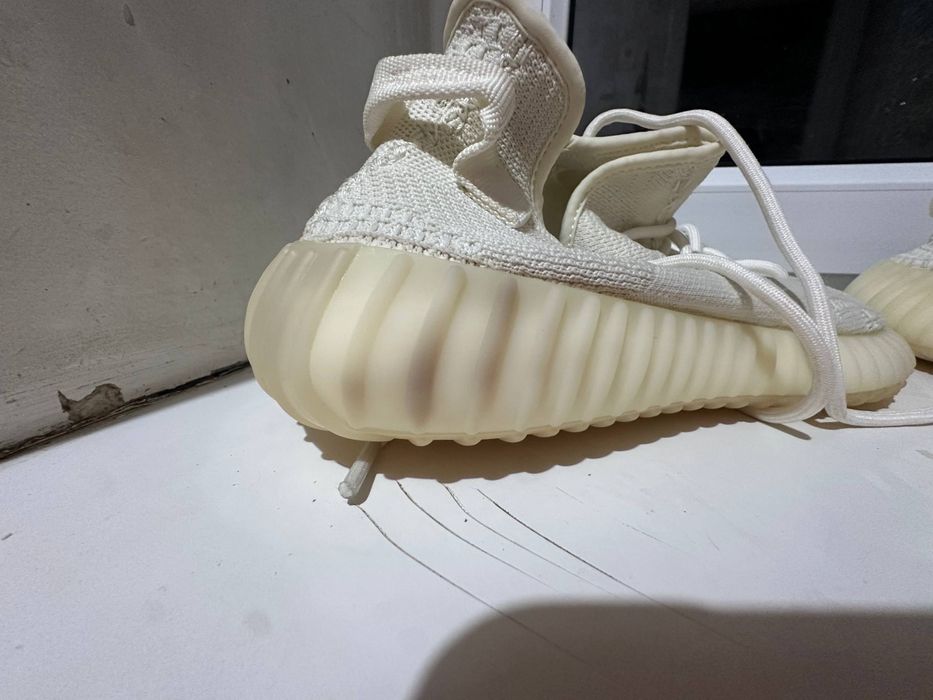 Adidas Yeezy boost 350 V2
