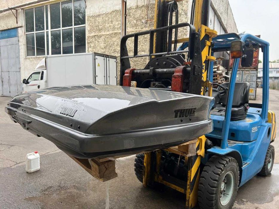 Автобокс Thule Dynamic L(900)