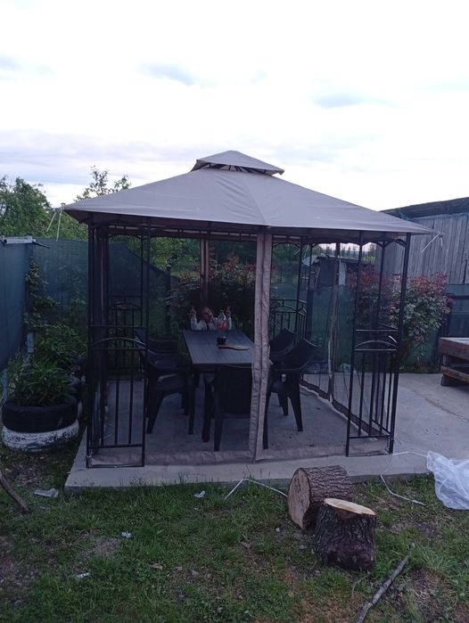 Montaj pavilion tabla