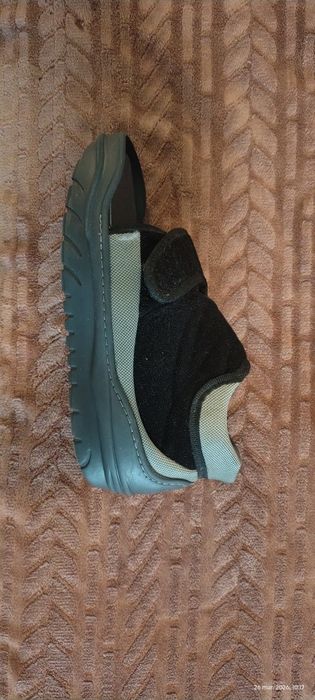 Gheata ortopedica+1 pereche cârje stare foarte buna