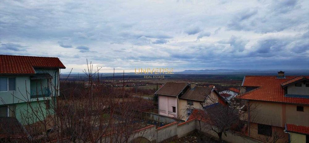 Къща за продажба в Кошарица #6270