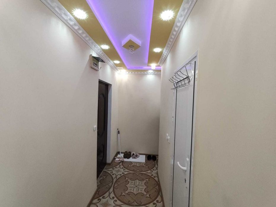 Тристаен апартамент, кв. Запад 3