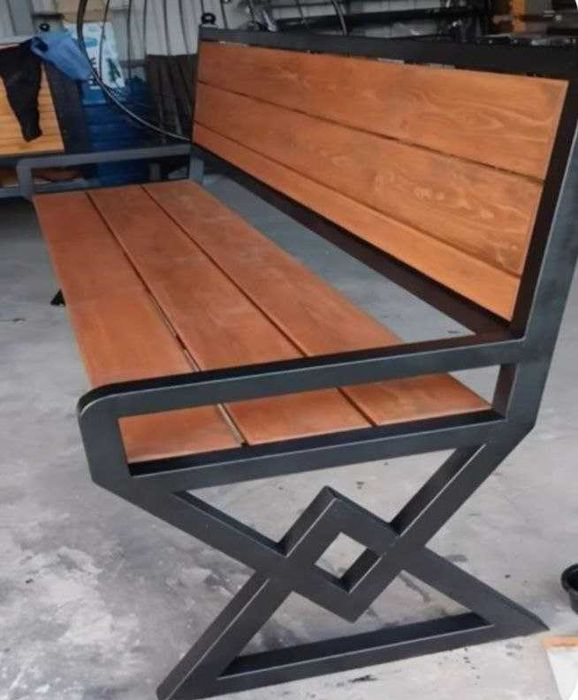 Мебель - металл+дерево+стекло. Читайте внутри.