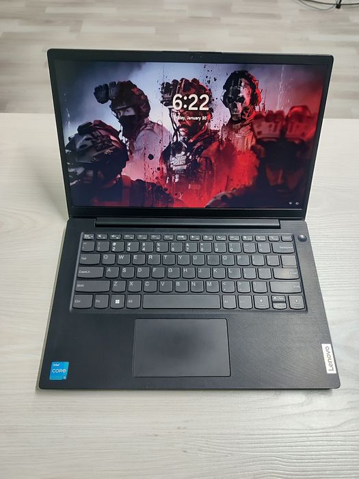 Срочно!!!Ноутбук сотилади