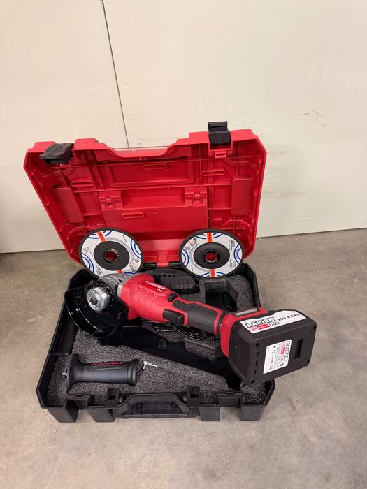 R20 Ъглошлайф акум. безчетков Ø125mm 1x4AhPBAG20   /	Лампа соларна