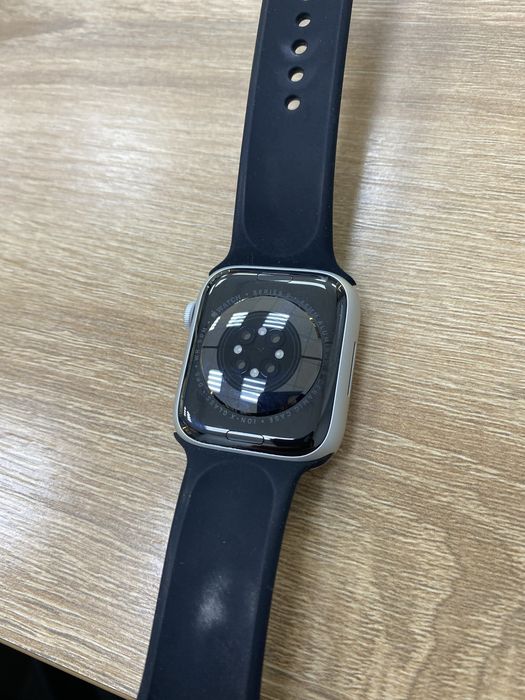 Apple Watch 9 45mm (p25)