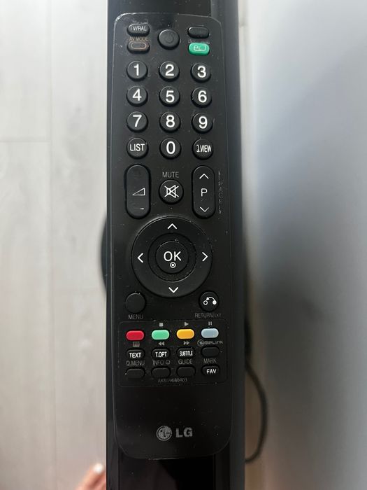 Телевизор LG 37 LH 2000