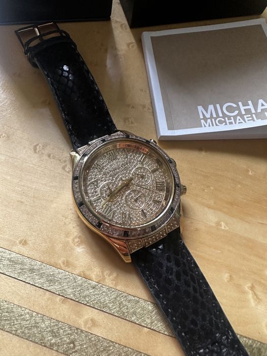 Женские часы Michael Kors