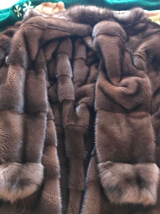 Продам норковую шубу