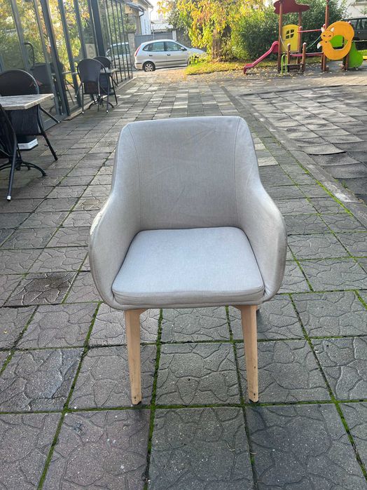 Столове и Кресла