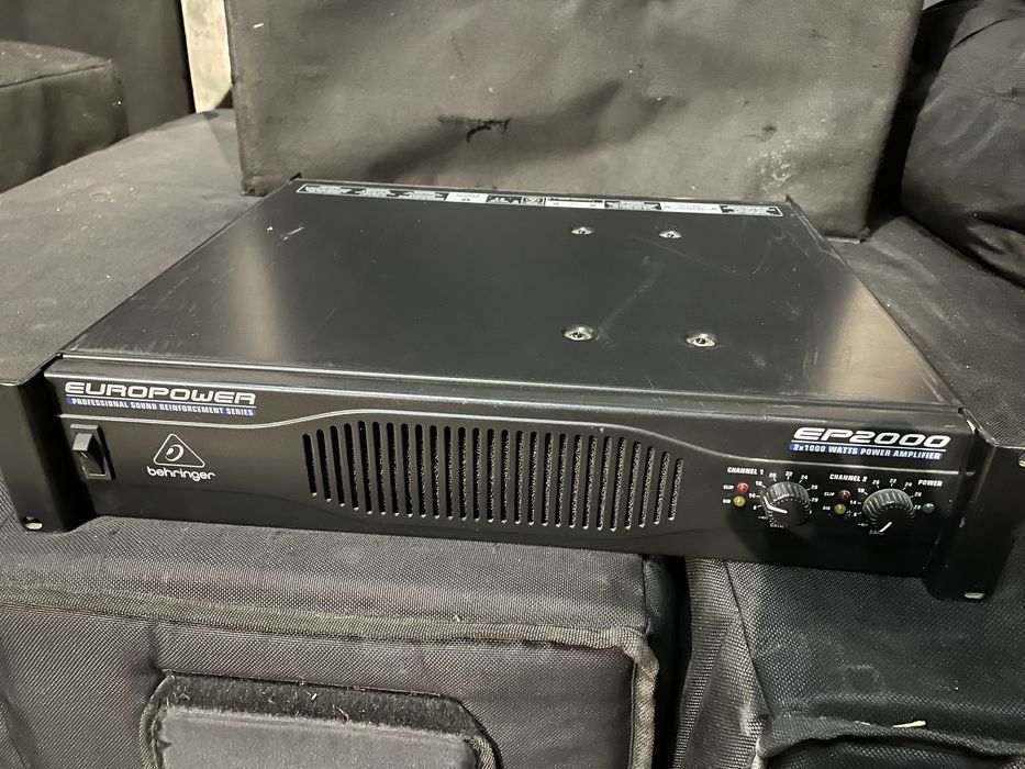 Putere EP2000 Behringer