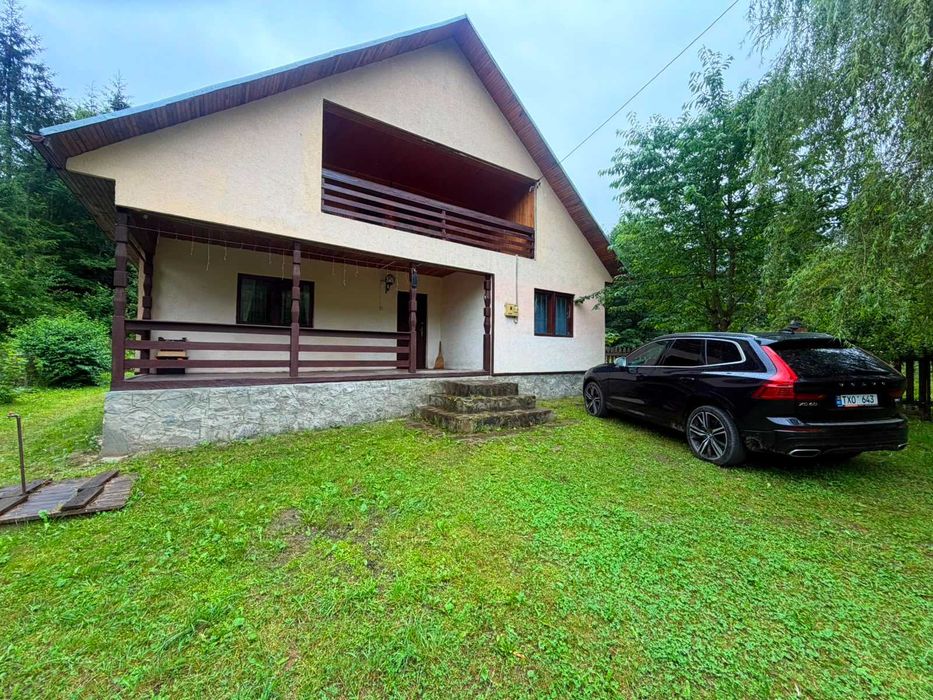 Casă de vânzare în comuna Ceahlău
