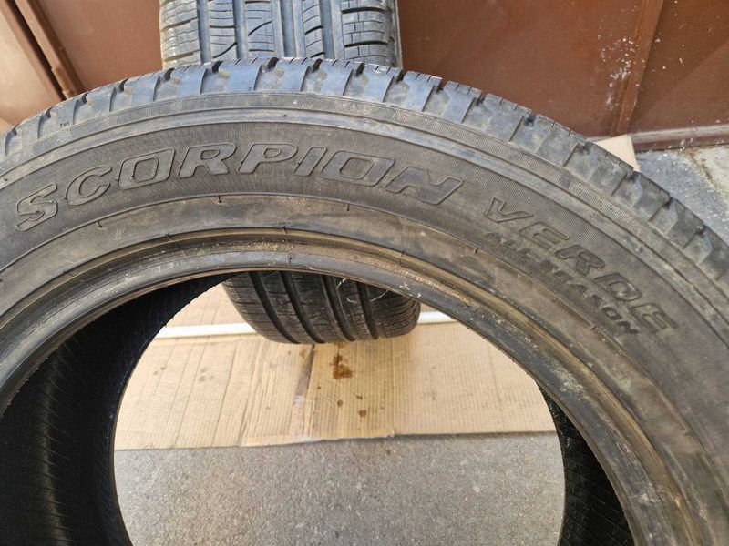 2 Pirelli R20 285/50
всесезонни гуми
DOT3817